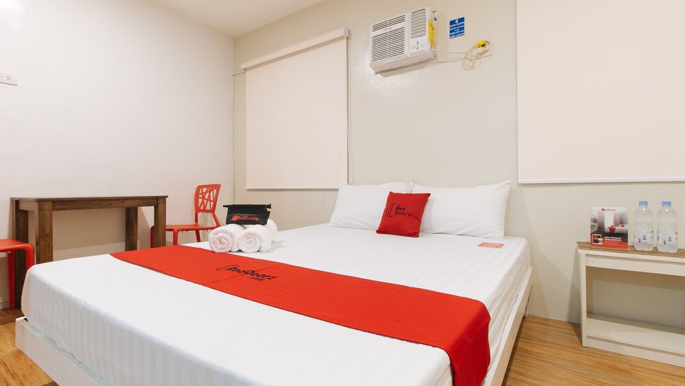 RedDoorz Golite Old Albay Hostel AU31 Deals & Reviews (Legazpi