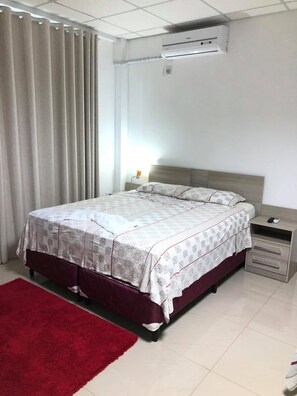 Standard Room | Desk, laptop workspace, free WiFi