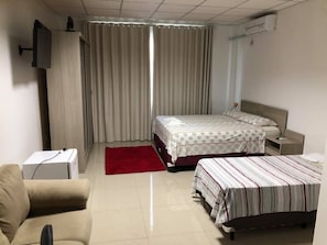 Standard Room | Desk, laptop workspace, free WiFi