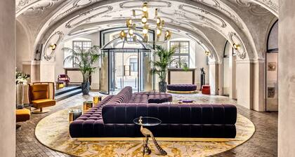 Hotel H15 Luxury Palace