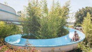 Toboggan aquatique