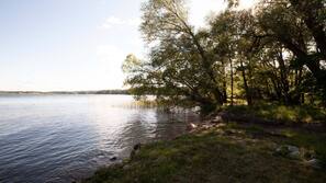 Privatstrand, Strandtücher, Yoga, Kajakfahren