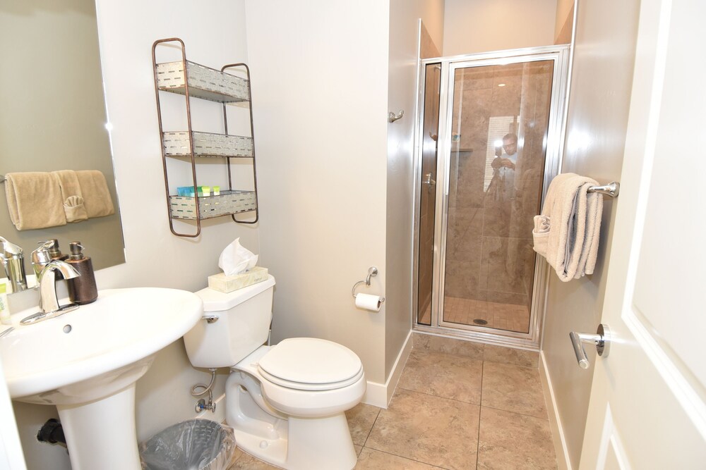 🌄⛱️Pet Friendly End Unit | Same Day Bookings | Townies | 96 Hour Cancel | EPA Cleaning | 620