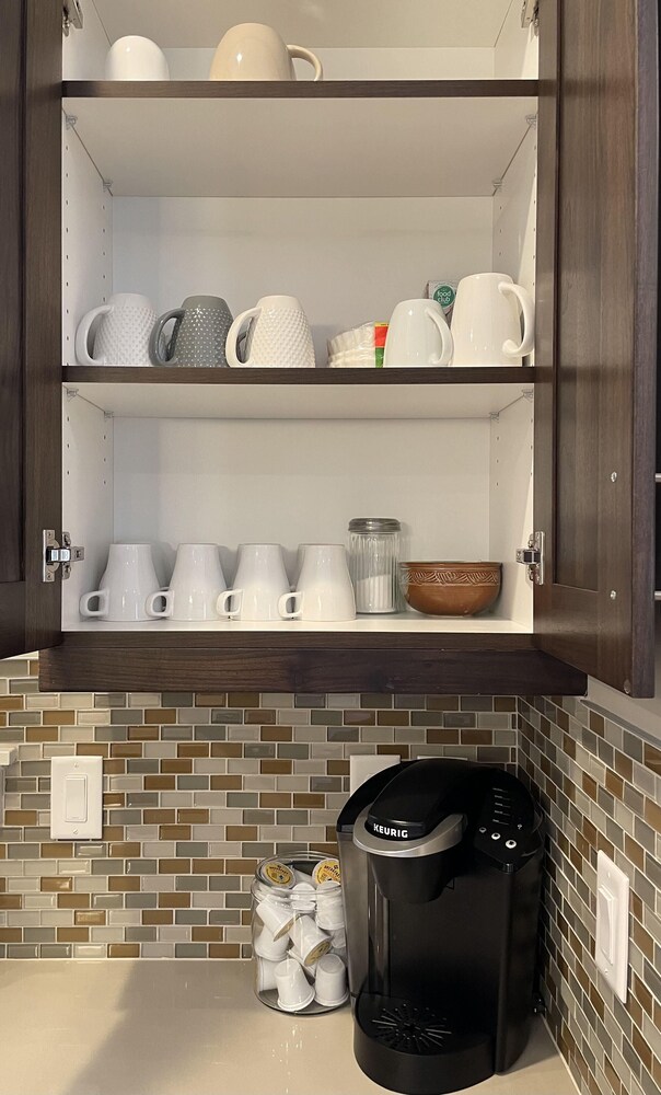 🌄⛱️Pet Friendly End Unit | Same Day Bookings | Townies | 96 Hour Cancel | EPA Cleaning | 620