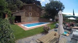 Utomhuspool