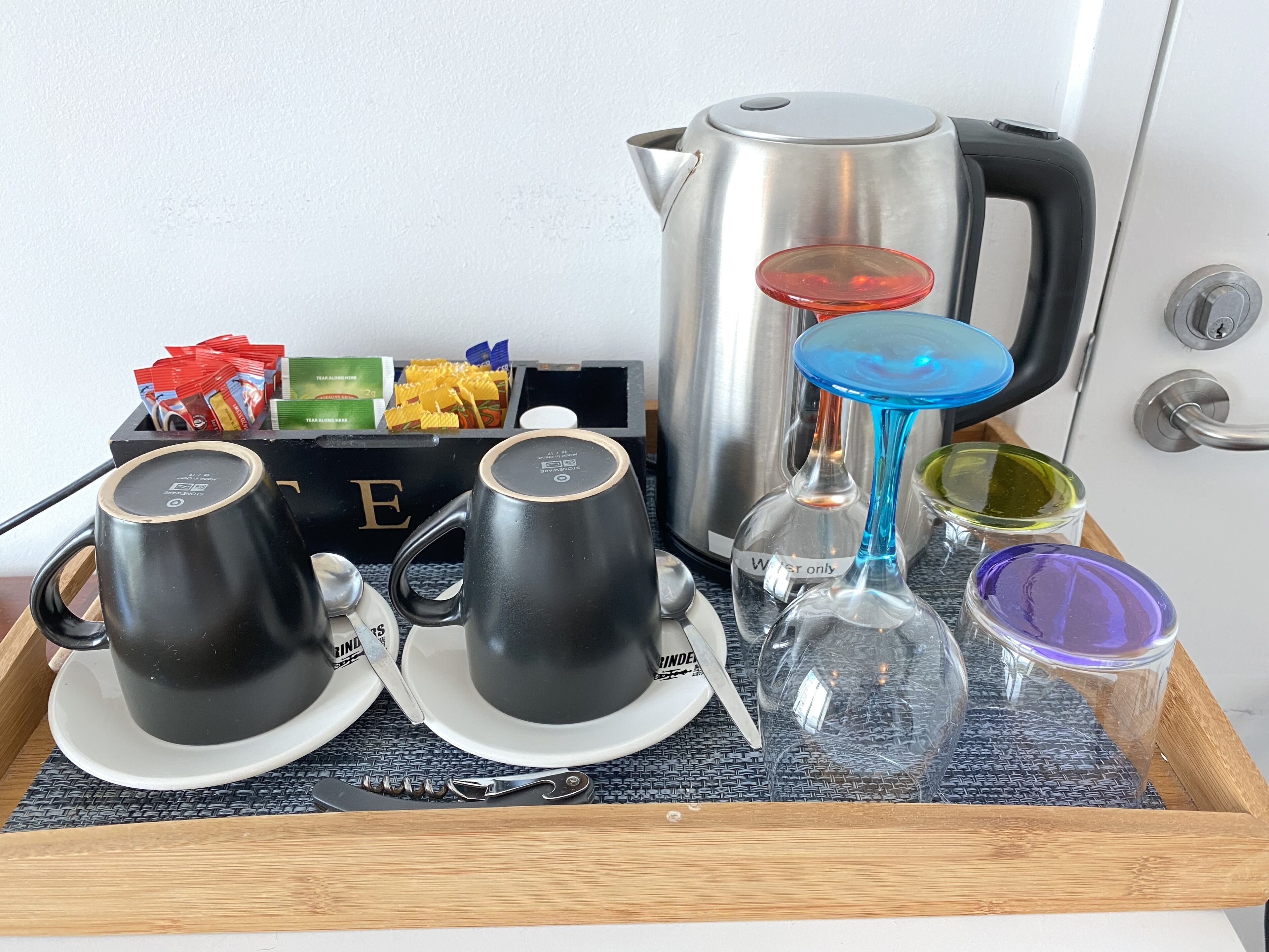 ?(106) Amazing Views in the City - Hotel Room?