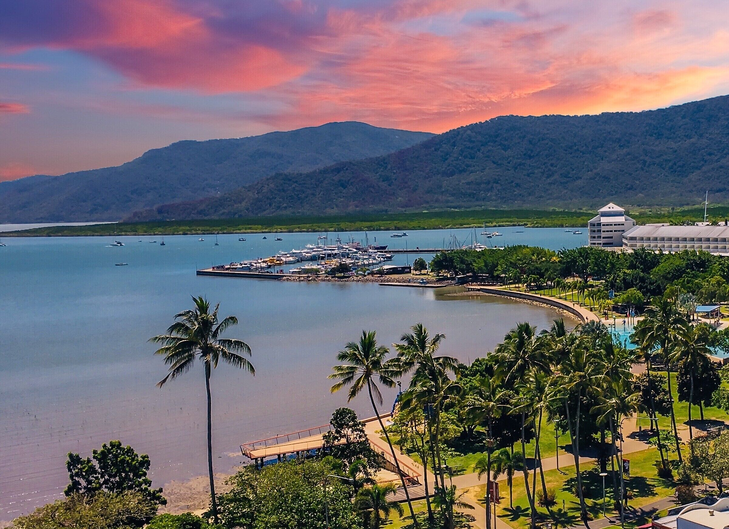 ?(106) Amazing Views in the City - Hotel Room?