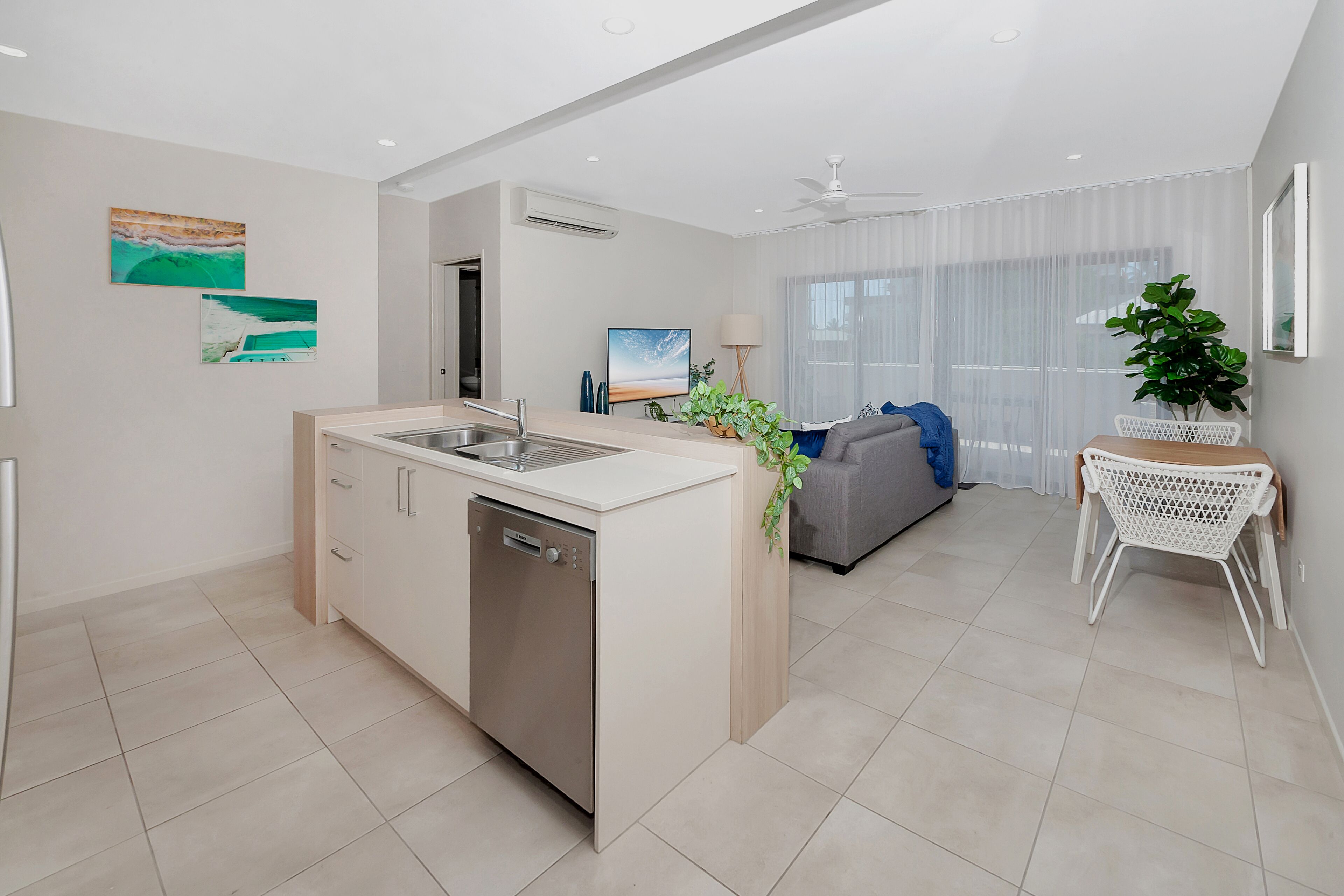 Apartment Close To The City Life on Lake 3