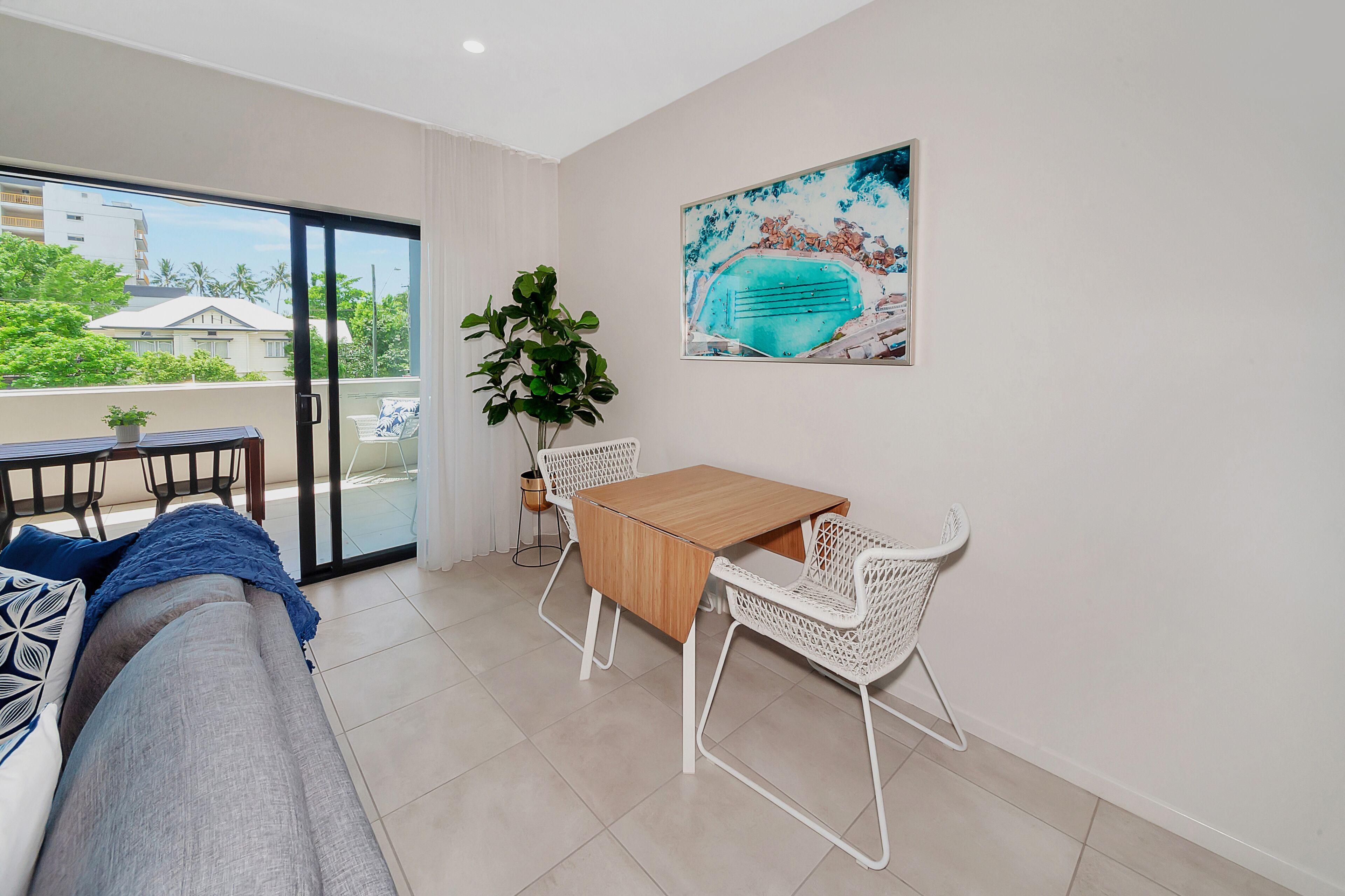 Apartment Close To The City Life on Lake 3