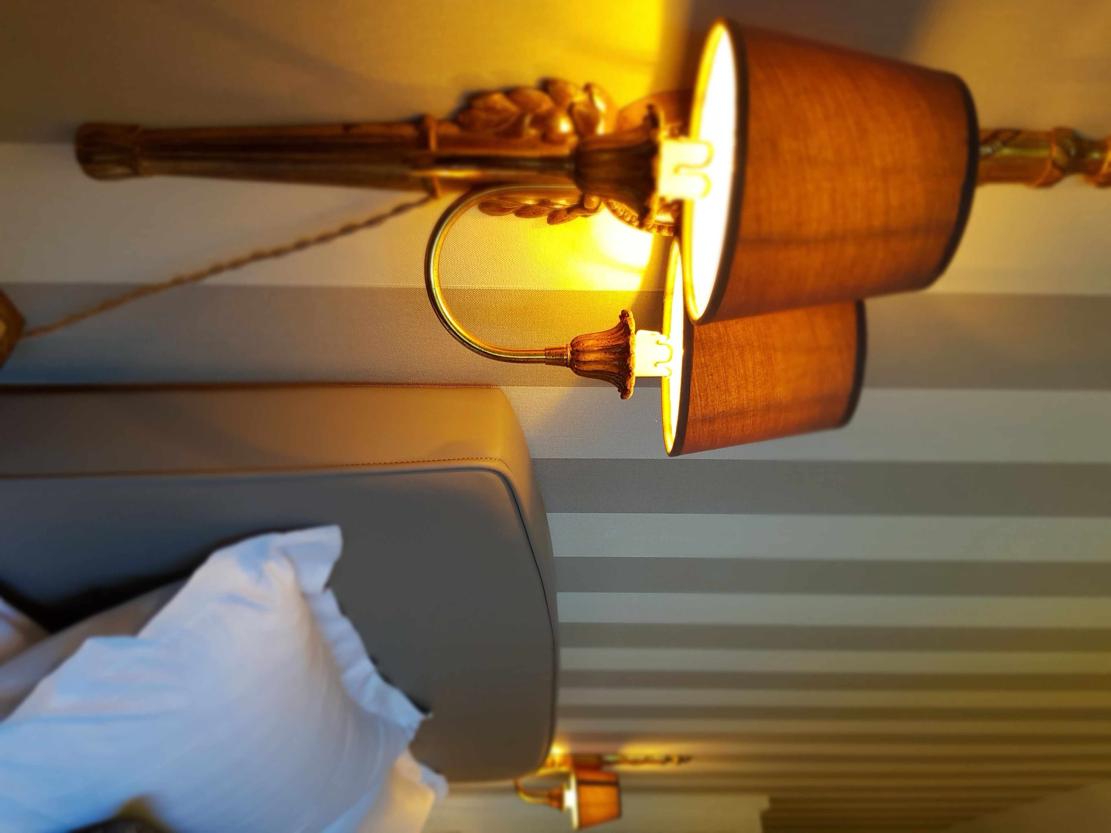 We Ve Got You Covered On Date Night For Valentines Day Get The Valentine Bundle Delivered From Pizza Hut For The Valentines Day Pizza Heart Shaped Pizza Food