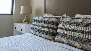 3 bedrooms, iron/ironing board, Internet, bed sheets