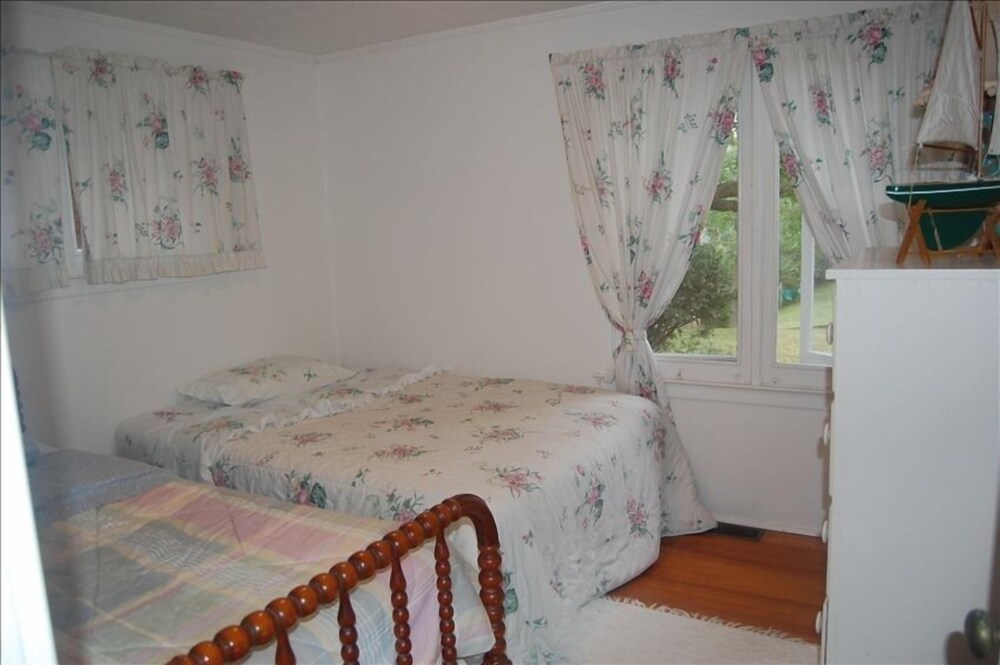 Thunder Bay Lakefront Cottage Ridgeway Vrbo