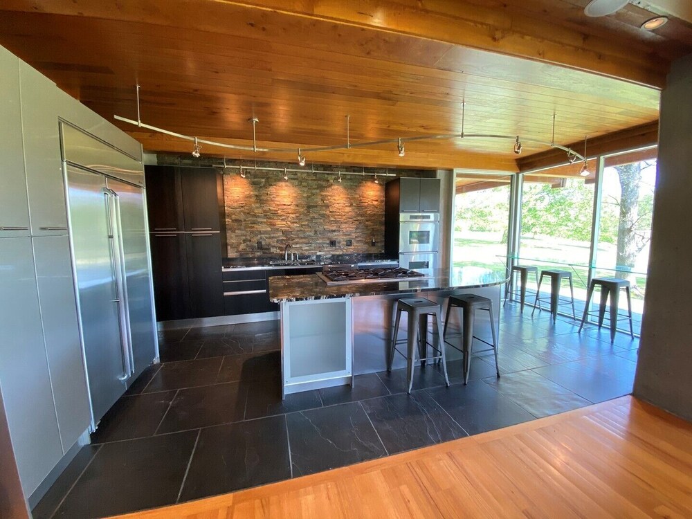 Innisfree Farm Stunning & Spectacular Mountain Escape! Close to