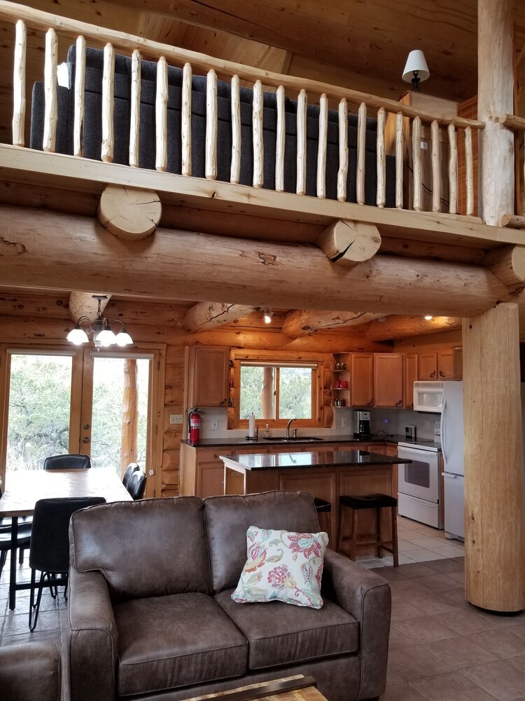 Cozy, quiet, secluded log cabin.           