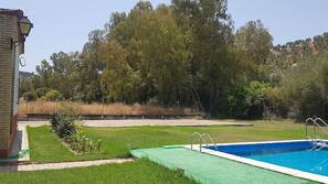 Piscine extérieure