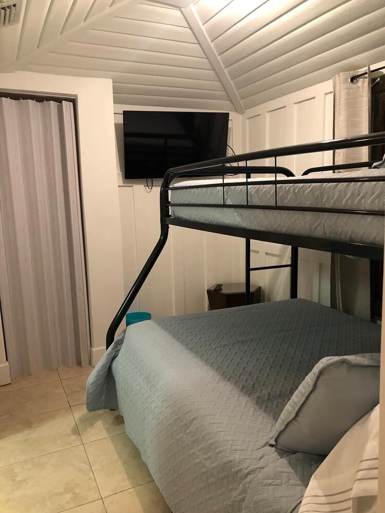 Boat House near Calle Ocho's Little Havana Miami Vrbo