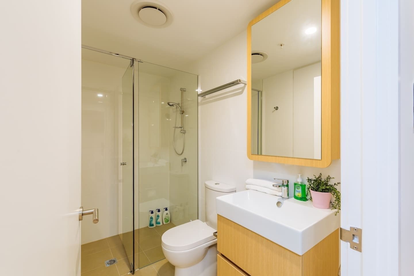 Spectacular 1 Bed Apt in the Heart of Southbank