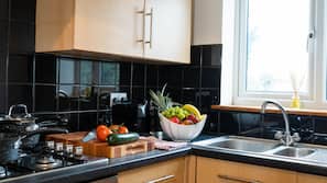 Fridge, microwave, oven, hob