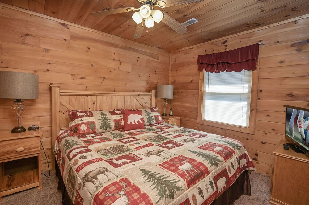 Morning Mist By Heritage Cabin Rental In Gatlinburg Pigeon Forge Hotel Rates Reviews On Orbitz
