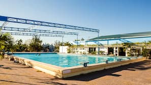 Outdoor pool, pool loungers