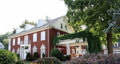 Mountain Laurel Bed & Breakfast