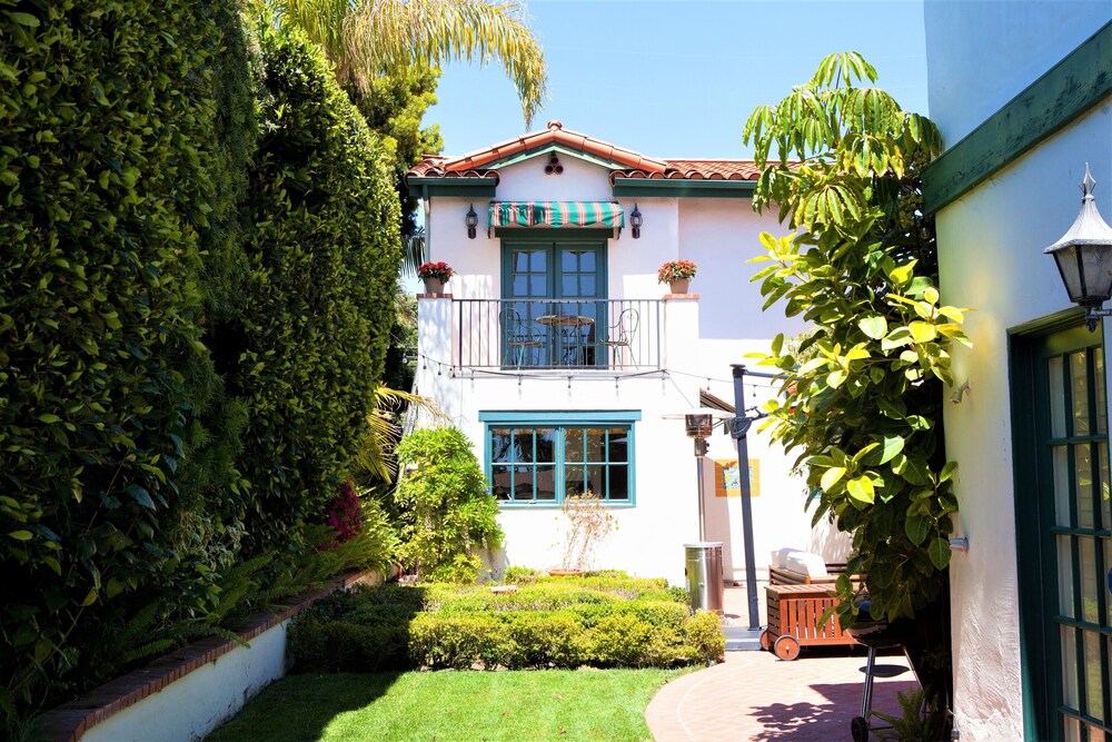 Garden Cottage Casita