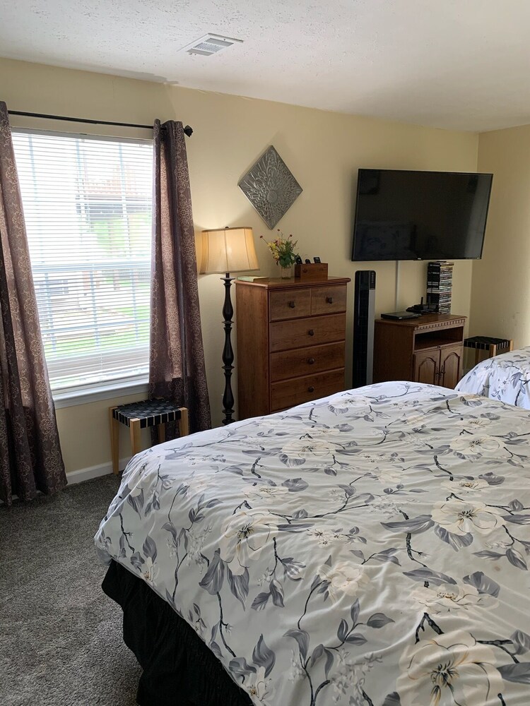 Scenic Condo-Quiet and Relaxing