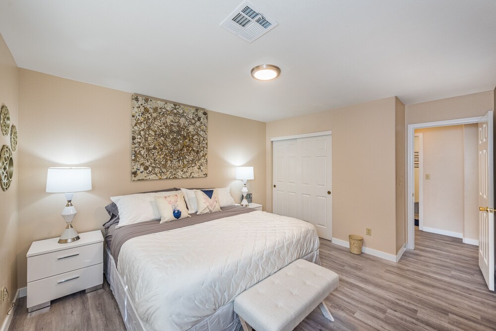 Incredible Home can accommodate 12 guests!