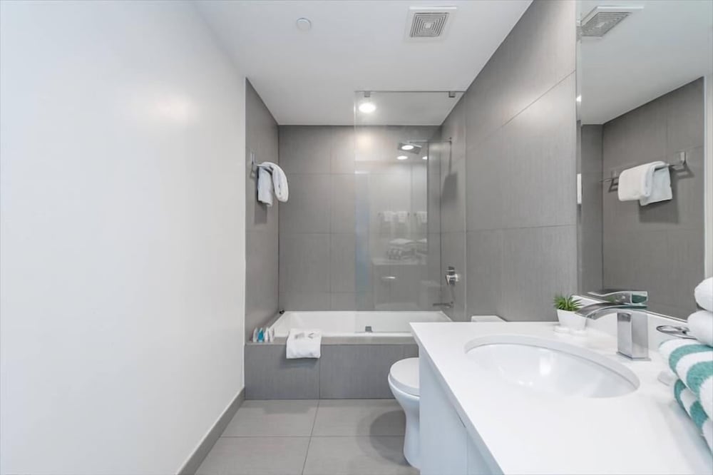 New Listing! Ocean Views on the Beach! Condo-Hotel w/Balcony | Pool w/Hot Tub and Gym | Beach Access