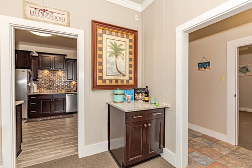 Top Hotels In Ocean Springs Ms From 59 Expedia