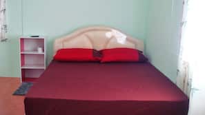 Free WiFi, linens