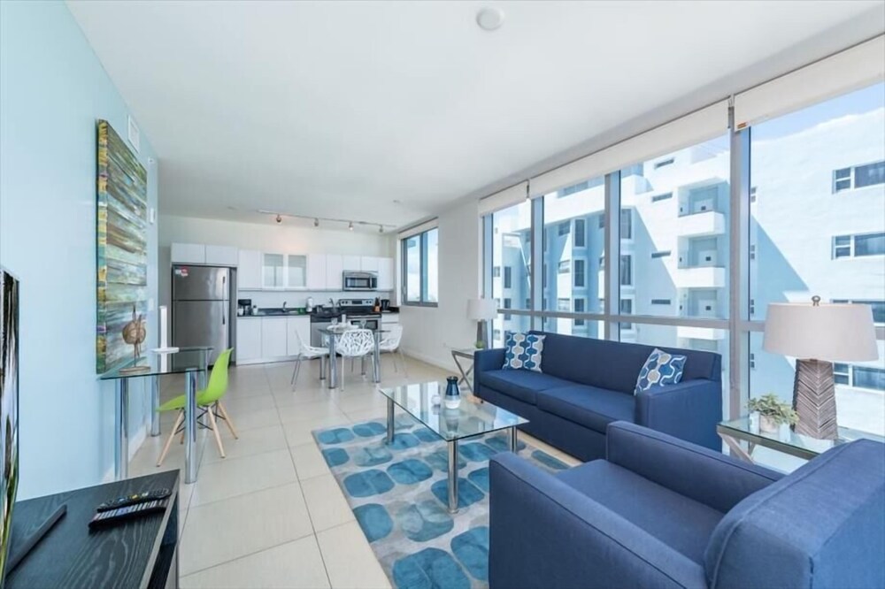 Chic 1BR | Stunning Ocean Front View | Beach Access
