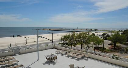 Ocean Club 203