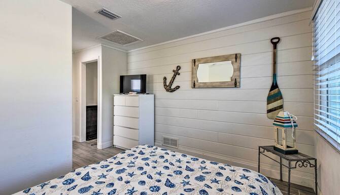 New Renovated Home Steps To New Smyrna Beach 22 Room Prices Deals Reviews Expedia Com New Renovated Home Steps To New Smyrna Beach 22 Room Prices Deals Reviews Expedia Com