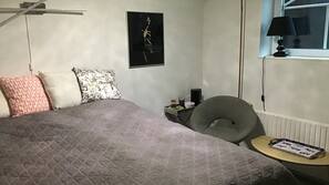 Individually decorated, individually furnished, free WiFi, bed sheets