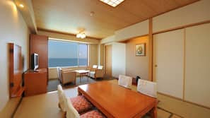 In-room safe, free WiFi