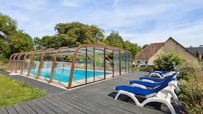 Piscine couverte, piscine chauffée