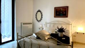 Free WiFi, linens, wheelchair access