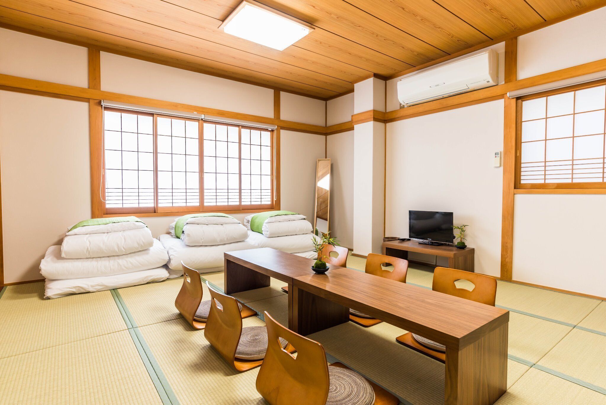 10ldk30名収容 350 の大豪邸海遊館 天保山徒歩3分 対岸のusj船で12分 Bijou Suites Ferris Wheel View 大阪市 大阪府 口コミ 部屋写真 料金 お得情報 エクスペディア