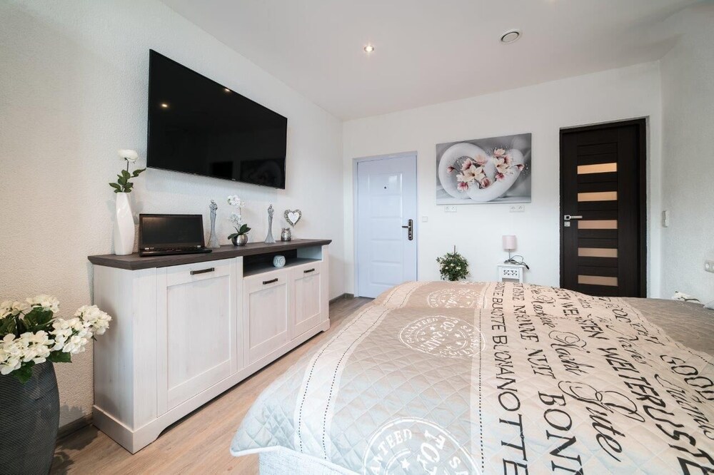 Mountain View Apartments Ferienwohnung Bodetal 2 Personen Ohne Kuche In Thale Hotel Rates Reviews On Orbitz