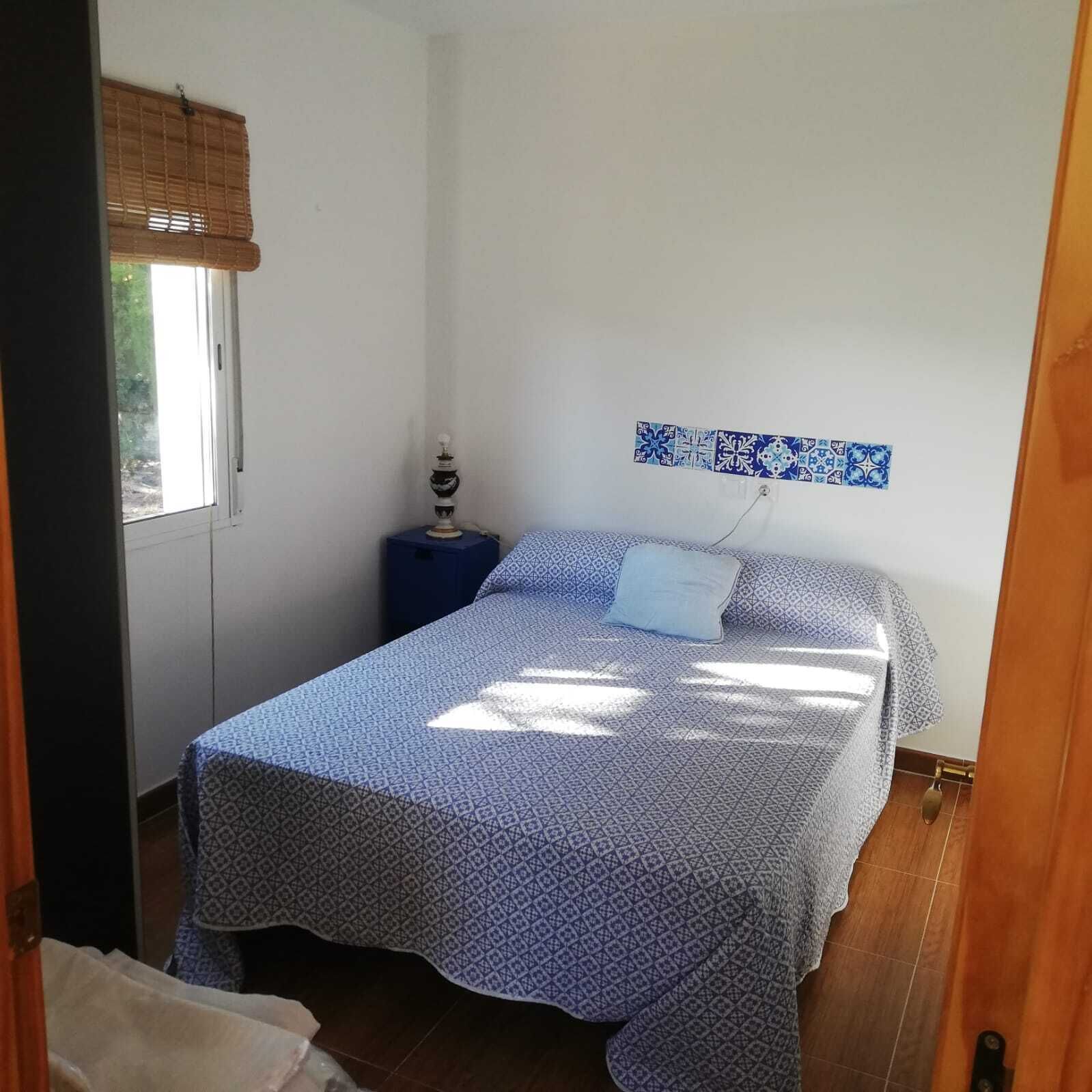 Casa Albanta. Casita en el Campo con Inmenso Jardín y Piscina Privada in Chipiona, Spain