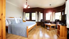 Blackout drapes, free WiFi, linens