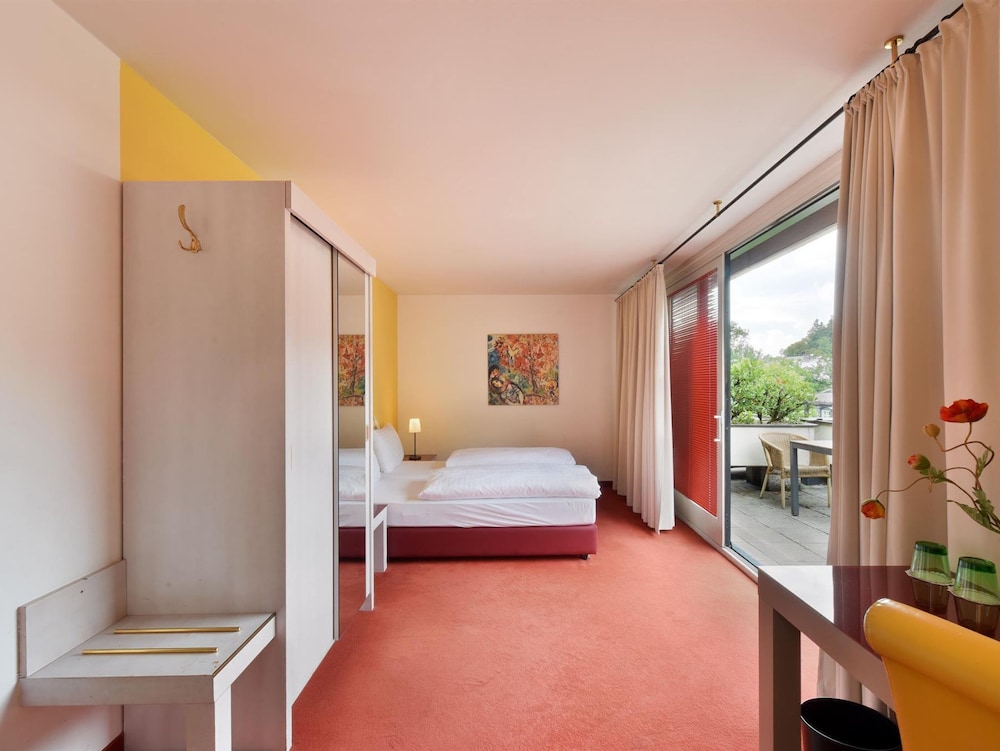 Junior Suite with terrace, nonrefundable rate Hotel Neutor Express
