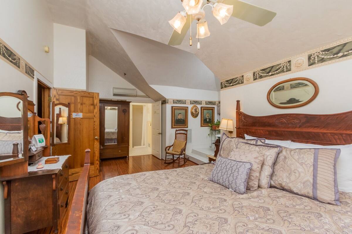 21 限時酒店優惠 Herlong Mansion Bed And Breakfast Inn Oak Room Herlong Mansion Bed And Breakfast Inn Oak Room 米卡諾皮 Expedia Com Hk 21 限時酒店優惠 Herlong Mansion Bed And Breakfast Inn Oak Room Herlong Mansion Bed And Breakfast Inn Oak Room 米卡諾皮 Expedia Com Hk