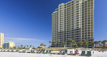 Grand Panama Beach Resort by Book That Condo