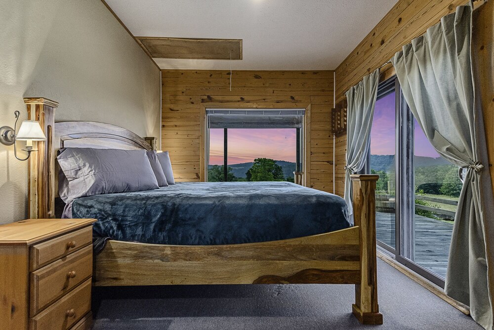 This is the ultimate in private escape Ponca Vrbo