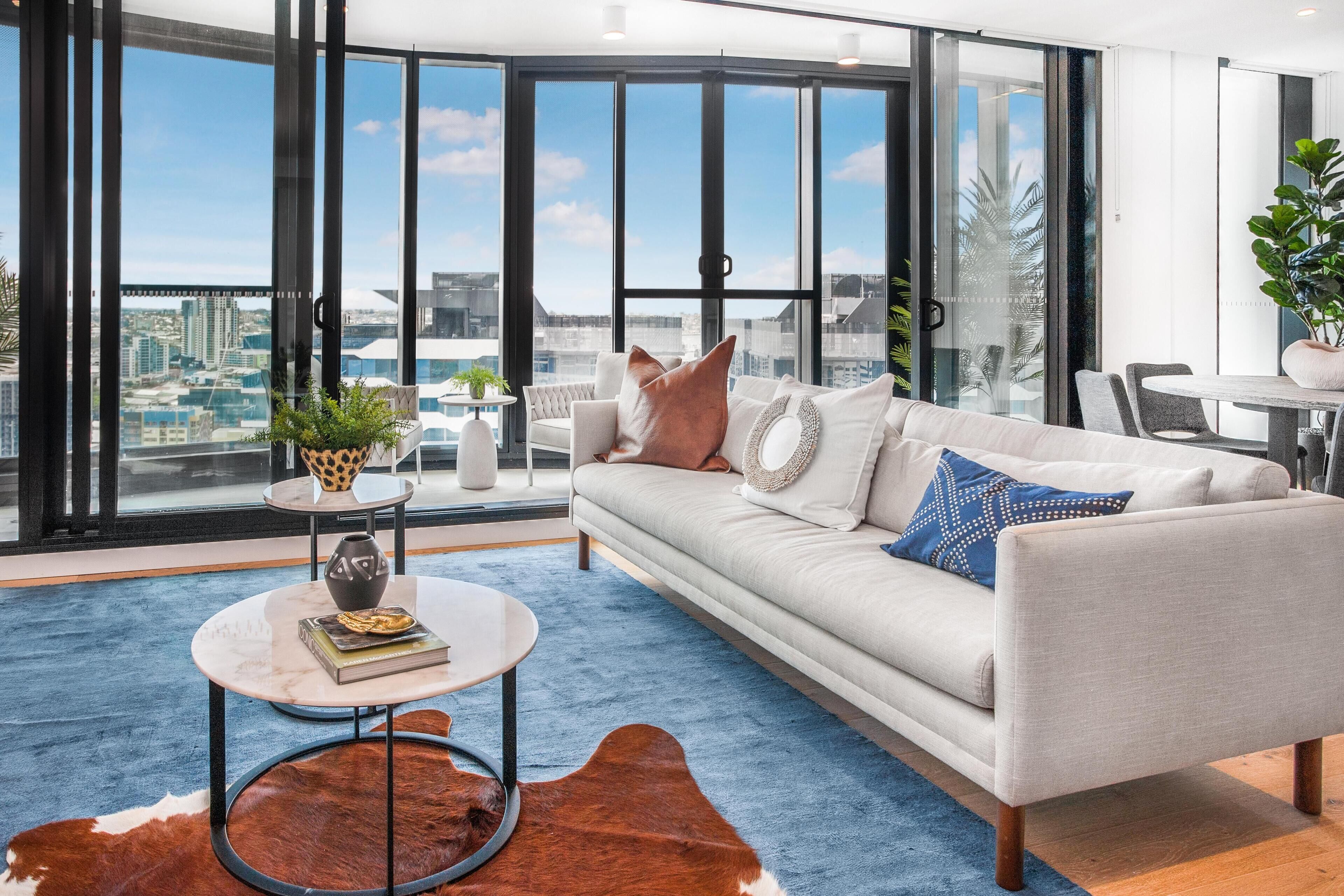 Stunning 3-bed Apartment Near Valley Shops and Bars