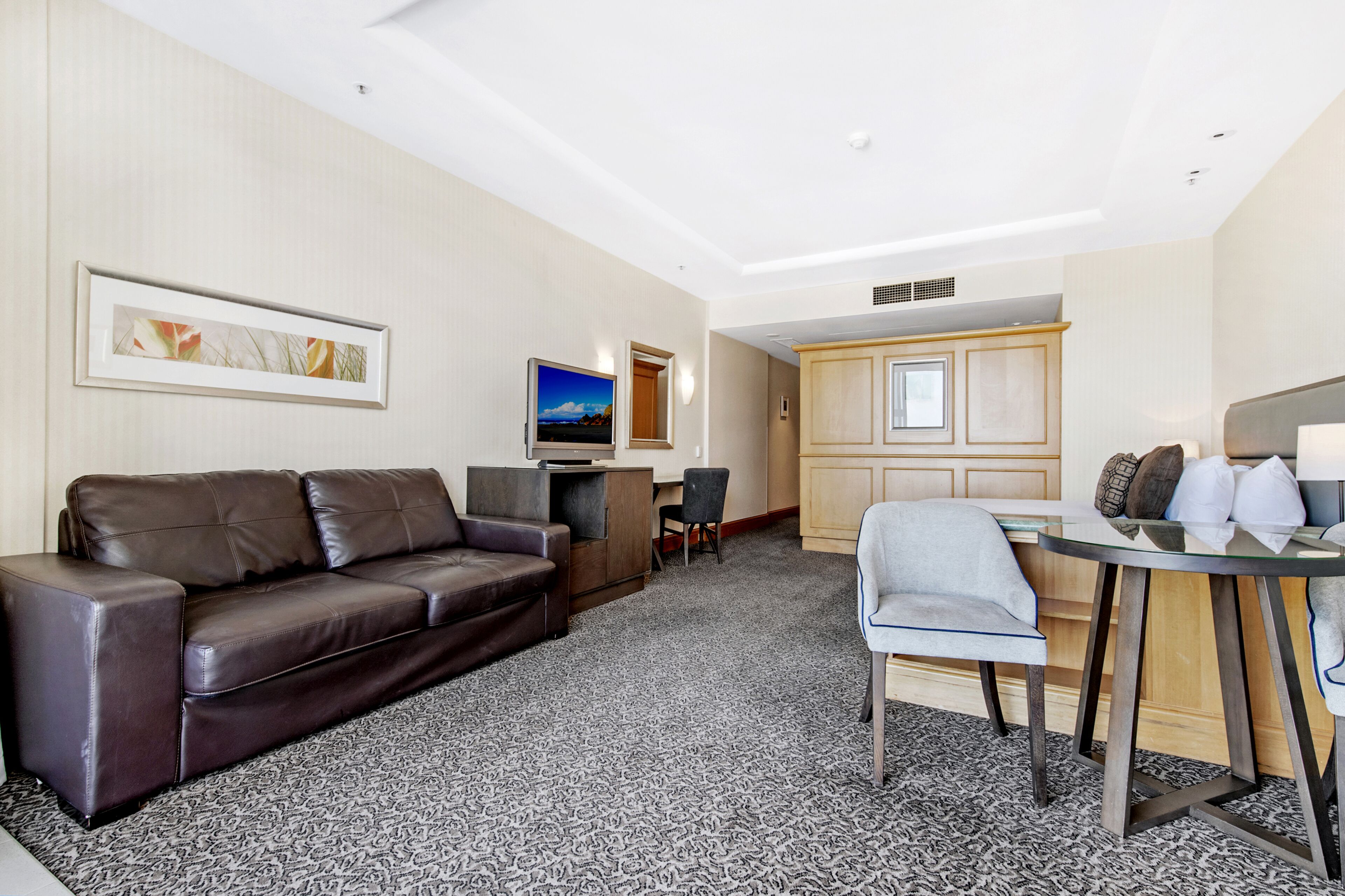 Gold Tower Private 17th Level Suite with Ocean Views