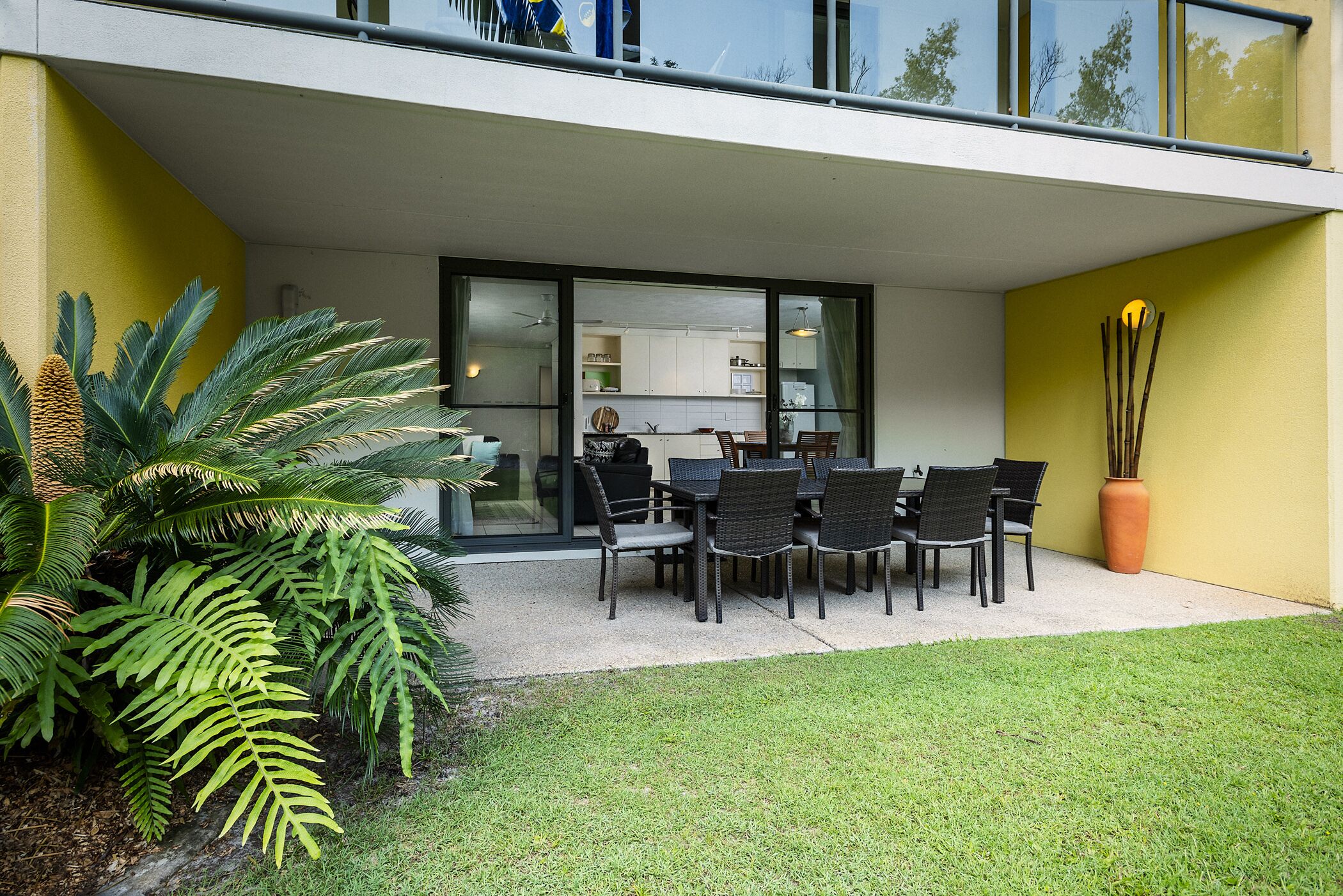 Outdoor Swimming Pool/garden/ Wifi