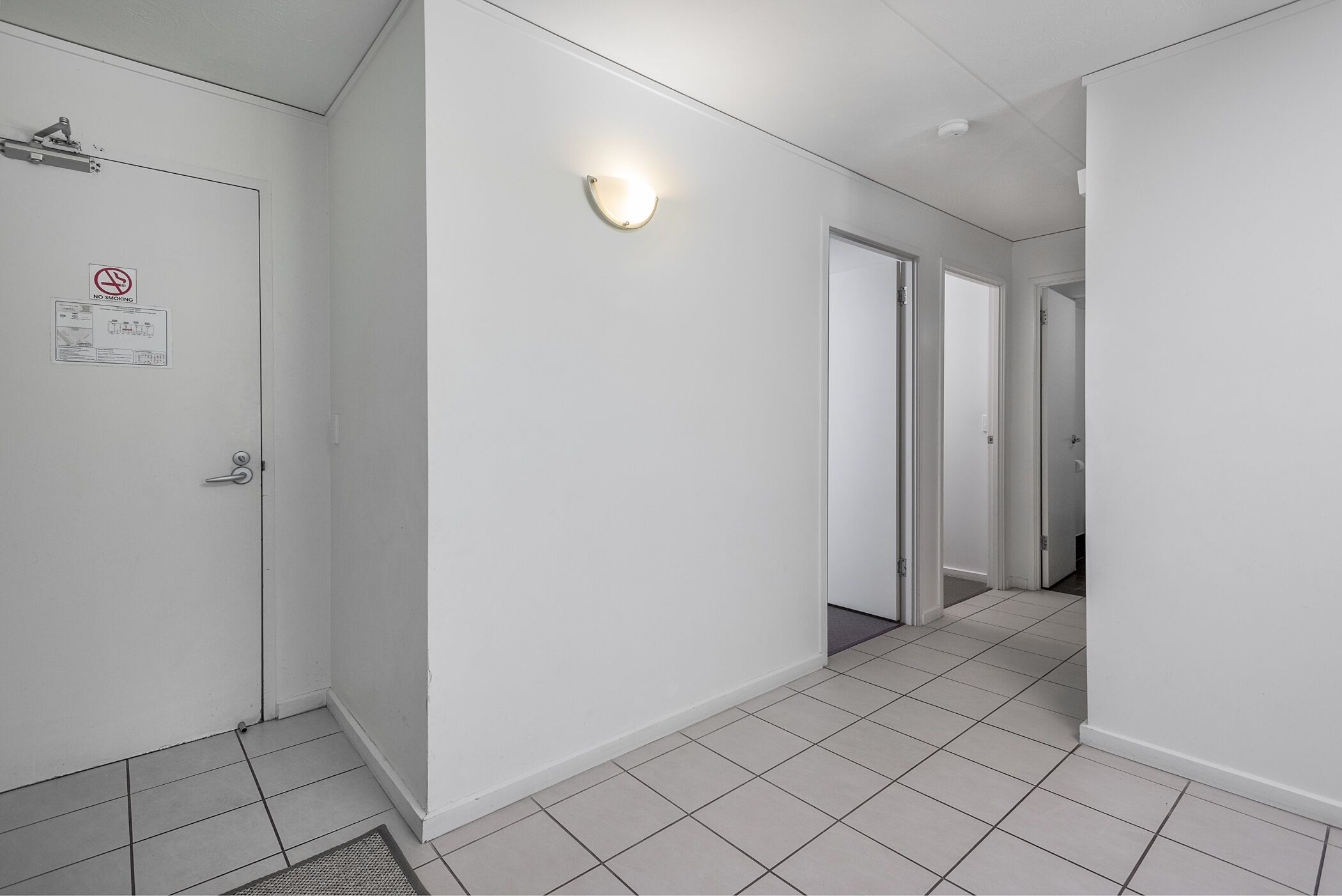 Outdoor Swimming Pool/garden/ Wifi